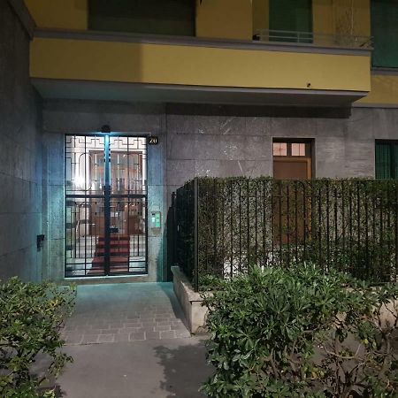 Cosy Διαμέρισμα Μιλάνο Εξωτερικό φωτογραφία